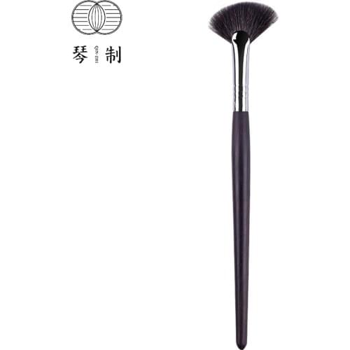 QINZHI Professional Handmade Make Up Brush G090 Small Angled Fan Shape Highlighter Brush Soft Saikoho Goat Hair Makeup Brushes