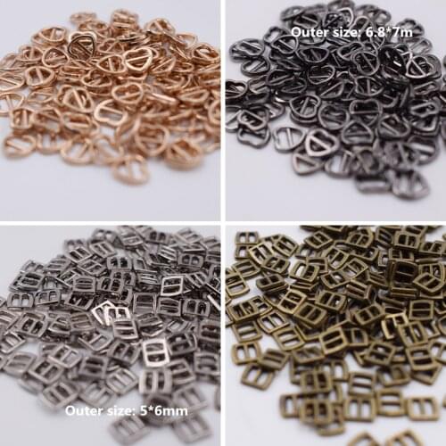 20/50/100pcs BJD Blyth Barbi DIY Doll Clothes Buckle Accessories Super Mini Doll Shoes Belt Buckle