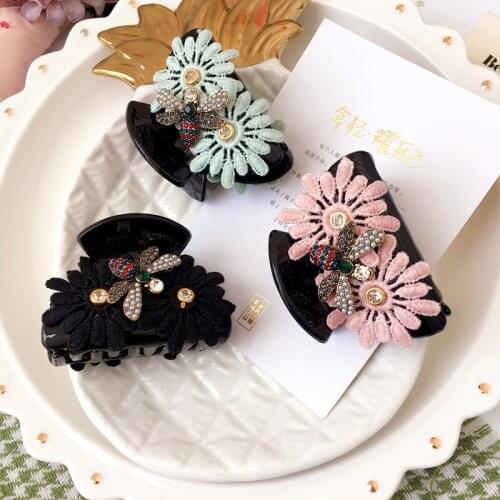 Headwear Small daisy Hairpins honeybee Rhinestone Hair Clip Shiny Crab Hair Claws For Women Kids Girl Hair Accessories Ornaments