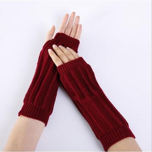 Mens and womens fashion wool warm arm sleeves 2019 winter new jacquard hanging wood knitted fingerless gloves