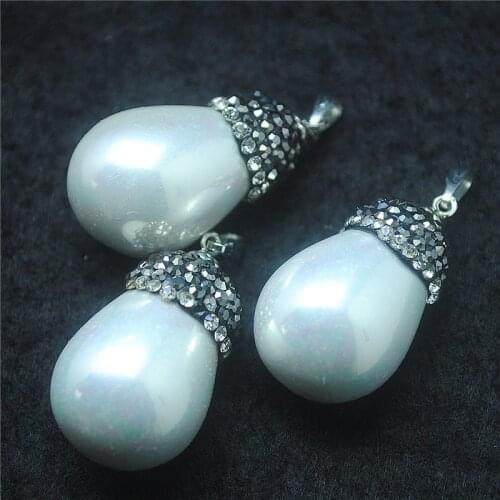 1PC Nature Shell Pendant Mother Of Pearl For Women Necklace Making With Rhinestone Size 28X18MM Wholesale Free Shippings