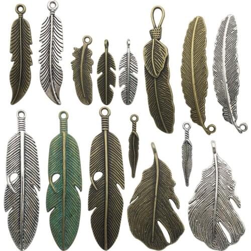 32pcs Mix Feather Pendants Beads Charms for Handmade Crafting Jewelry Findings Making Accessory for DIY Necklace Bracelet
