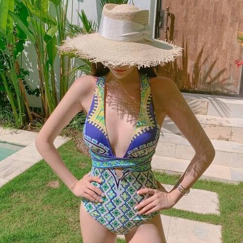 Korean version of the new sexy deep V backless strappy swimsuit retro Roman pattern one-piece swimsuit