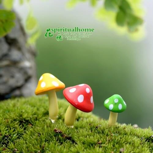 3 Pcs Moss Micro-landscape Decoration Mushroom Multi-meat Ornaments DIY Plant Landscaping Accessories Miniature Landscape