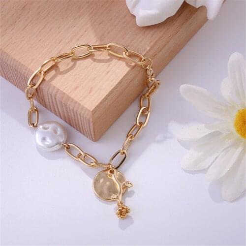 South Koreas new metal pearl bracelet, rose pendant, simple fashion womens bracelet 2020 new jewelry