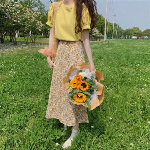 Women 2021 Summer Fashion Two Piece Sets Female New Loose Short-sleeved T-shirt Ladies Ptinted Loose A-line Skirts Suits K165