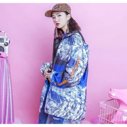 Jasmine Street snow mountain letter printed zipper long sleeved loose hooded trench