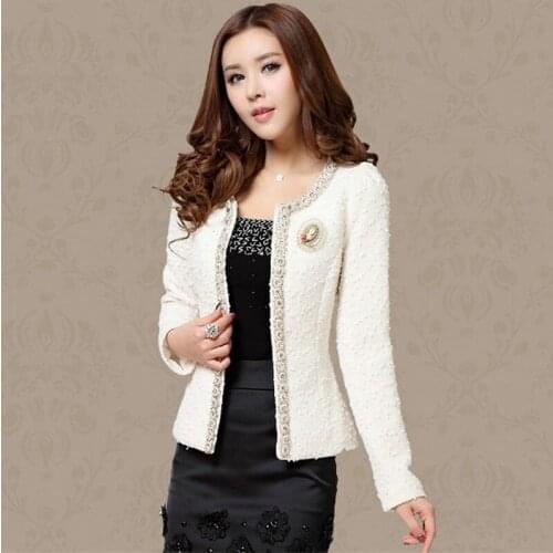 White Tweed Jacket Coat 2018 Autumn Womens Beading Long Sleeve Woolen jacket Trim Pearl Pocket Runway Jacket tweed jacket