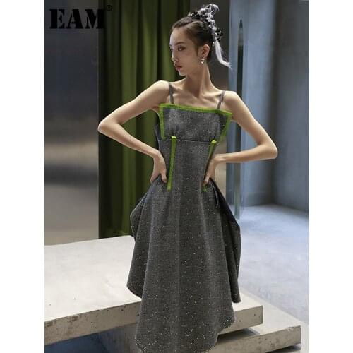 [EAM] Women Gray Irregular Long Contrast Color Spaghetti Strap Dress New Sleeveless Loose Fit Fashion Spring Autumn 2021 1DD0240