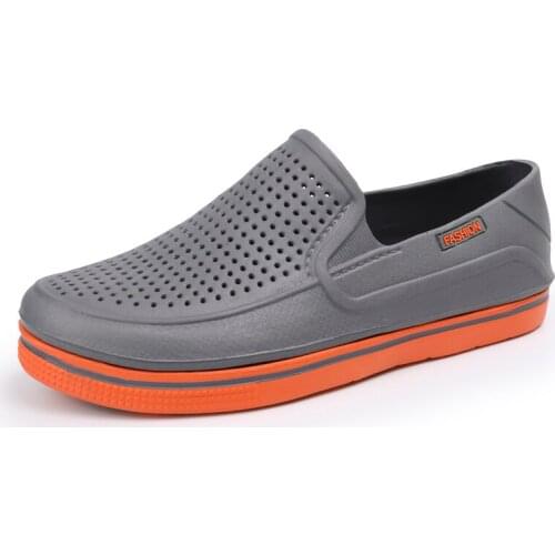 Mens Breathable SANDALS BEACH Hole Shoes New EVA Clogs Two Color Garden Shoes Light Quality Clogs Mens Casual Sandals Large 45