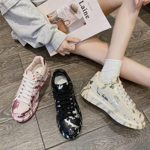 Painted Graffiti White Shoes 2021 Spring and Autumn New Style Korean Fashion Lace-up Thick-soled Casual Sneakers Shoes Woman