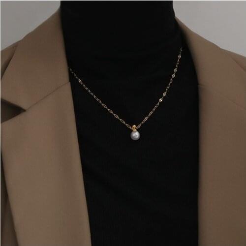 Titanium Faux Pearl Bulb Necklace Women Stainless Steel Jewelry Designer T Show Runway Party Gown Wedding Japan Korean Ins