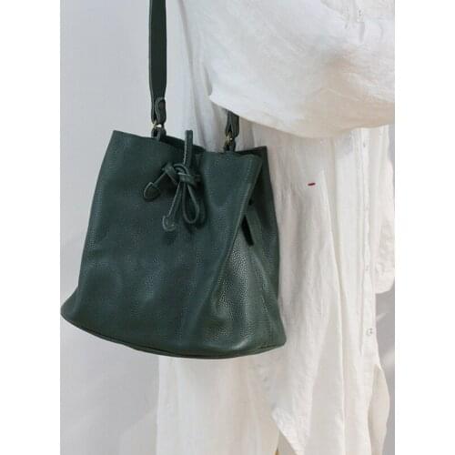 2021 New Bucket bag With suction top layer Cowhide womens soft leather bag Personality casual single shoulder bag
