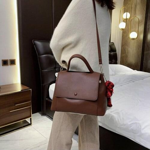 Ladies handbag designer cute bear large-capacity handbag casual solid color one-shoulder messenger bag luxury PU leather