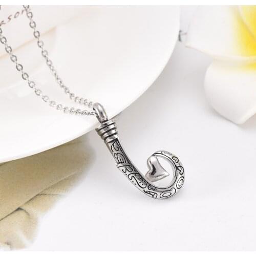 IJD7497 Stainless Steel Fish Hook with Heart Cremation for Ashes Pendant Cremaion Urn Pendant Keepsake Jewelry