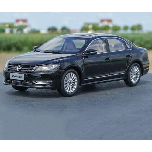 Diecast 1:18 Scale Simulation Alloy Model Metal Car Adult Collection Kids Toy Vehicle Gift Souvenir Decoration Ornaments Display