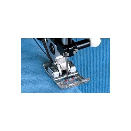 PFAFF ZIG ZAG FOOT WITH IDT AND 9MM ZIGZAG STITCH 820773096