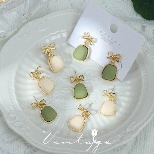 2021 Wholesale New Fashion French Simple Niche Retro Geometric Triangle Green Apricot Bow-knot Tassel Earrings Jewelry
