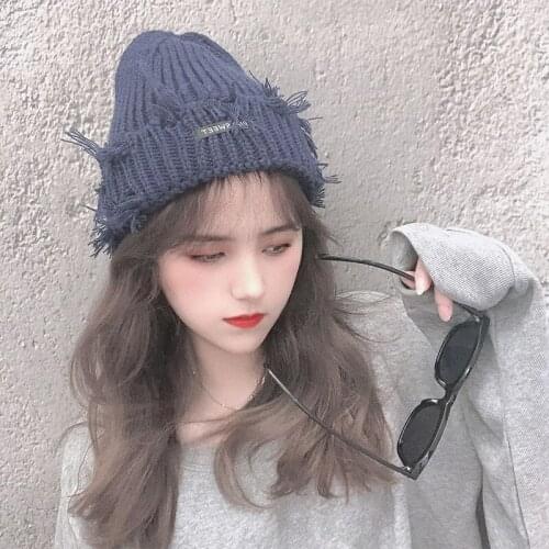 2020 New Trend Women Hat Female Autumn and Winter Burrs Wool Cap Warm Celebrity Lettered New Year Gift Knitted Hat Versatile