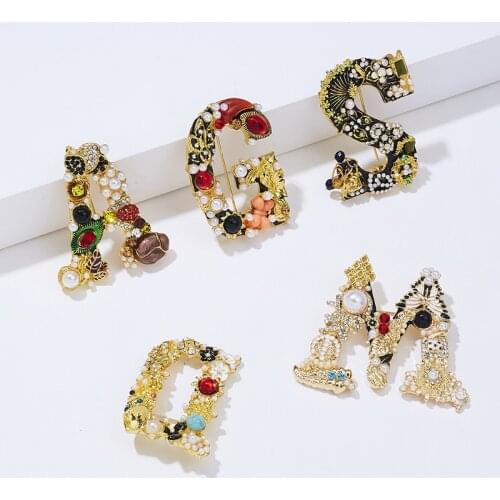 Women Elegant Pearl Rhinestone Letter Brooch Badges Alphabet Brooches for Women A S D M G New Year Gift 1PC