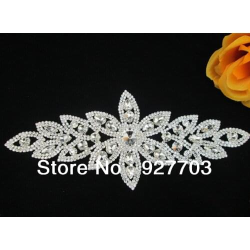 1 X Stunning Luxury Clear Rhinestone Sewing Bridal Dress Costume Applique Craft