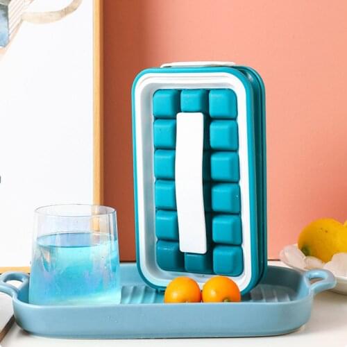 Ice Ball Maker Bottle 2 in 1 Portable Silicone Making Ice Tray Foldable Water Kettle Storage Cube Mold DIY Lattice Kitchen Tools