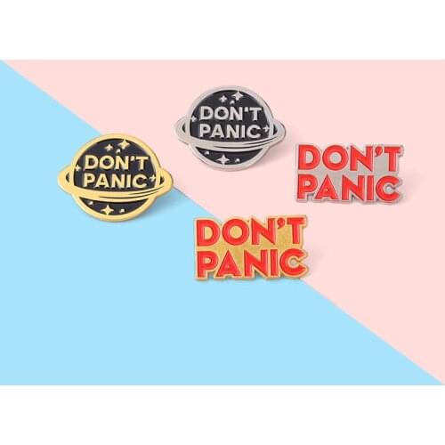 Simple Planet Shaped Brooch Word "don’t Panic" Alloy Paint Badge Fashion Small Geometric Creative Mens And Womens Jewelry Pin