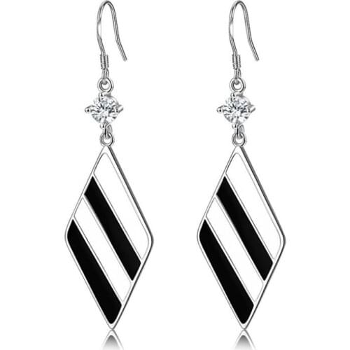Trendy Silver Plated Earring For Women Jewelry Fashion Zebra Pattern Drop Earring Girl White Black Accessorie On Ear