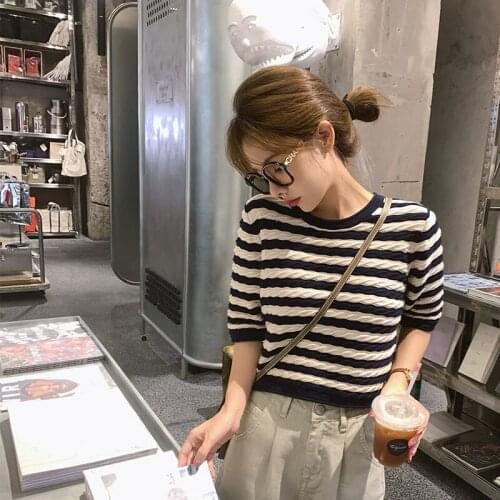 Contrast Wave Striped Sweater Crop Tops Women Short Sleeve Pullover 2021 Autumn Runway Jumpers Lazy Oaf Loose Sweater Shirt