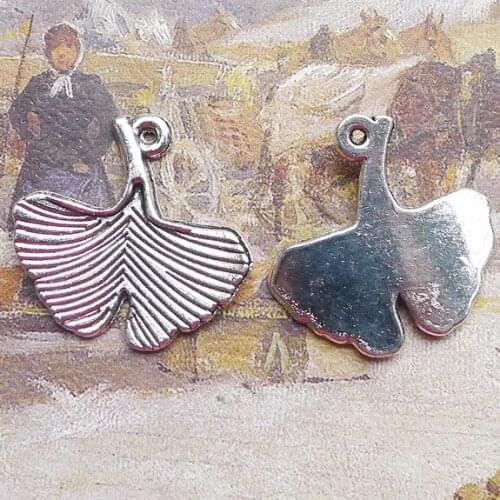 10pcs/Lot 25x25mm Antique Silver Color Ginkgo Leaf Charms Pendant For Jewelry Making DIY Jewelry Findings