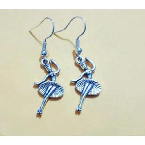 1Pcs Fashion Vintage Dancing girl / ballerina girl Charm Pendants Dangle Earrings For Womens Fashion Jewelry Gifts