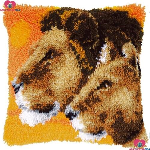 Diy embroidery Latch Hook Rug Kits Pillowcase Lions Printed Canvas Decorative Pillow DIY Embroidery Cushion set accessories Kits