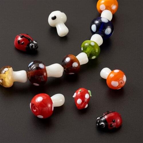 120pcs Strawberry Ladybug Mushroom Lampwork Glass Beads Handmade Lampwork Loose Beads for DIY Bracelet Crafts Jewelry Making Kit