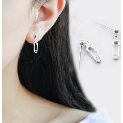 New Fashion Creative Metal Paper Clip Stud Earrings for Women