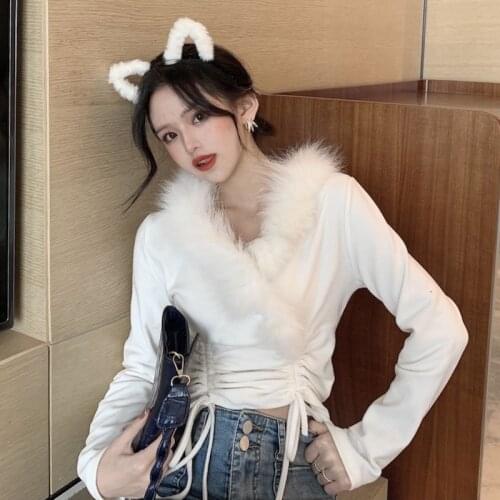 Take off glasses moth Women's Sweaters And Cardigans