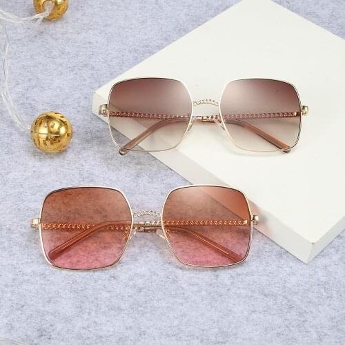 New Retro Square Frame Sunglasses Women Square Alloy Sunglasses Ladies Fashion Sunglasses High Quality Gafas Oculos De Sol UV400
