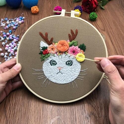 Cartoon Cat Pattern Embroidery Material Package Beginner Cross Stitch Set DIY Handcraft Embroidery Kit Embroidery Hoop Craft Kit