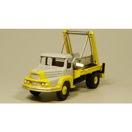 Dinky Toys 1:43 CAMION UNIC 38A antique models boutique alloy car toys for children kids toys Original box