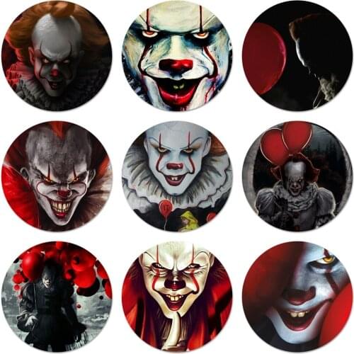 Stephen King s It pennywise Icons Pins Badge Decoration Brooches Metal Badges For Clothes Backpack Decoration