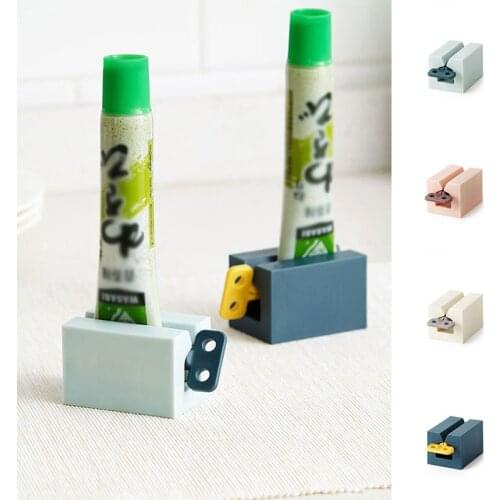 Manual Toothpaste Squeezer Portable Rolling Holder Bathroom Supplies Plastic Toothpaste Squeezing Clip Facial Cleanser Squeezer