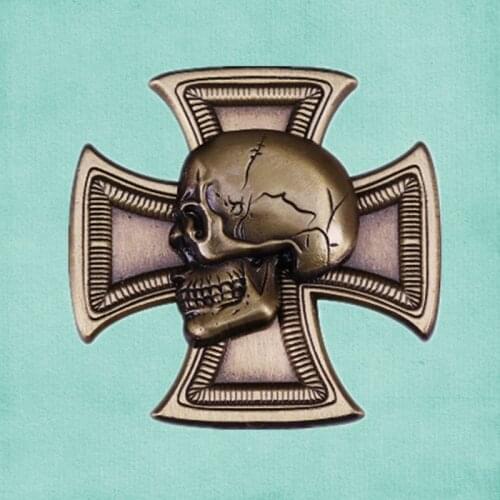 WWII German Iron Cross Death Head skull badge brooch