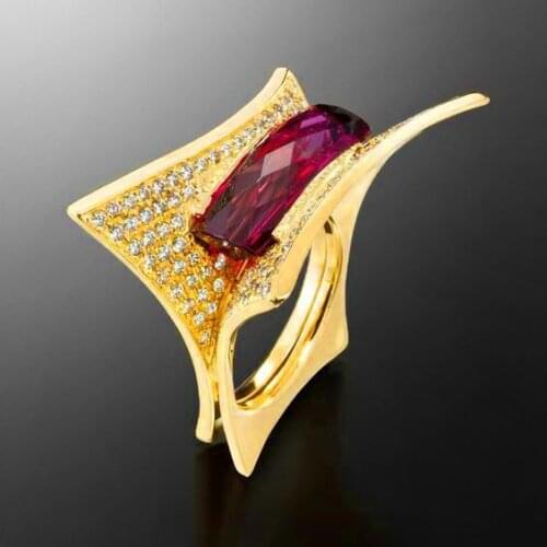 Hainon Fashion Gold Color Engagement Ring for Female Red Crystal Zircon Cubic Ladies Wedding Rings for Women Jewelry