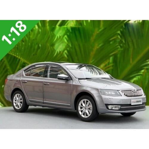 1:18 High Meticulous Skoda OCTAVIA Alloy Model Car Static Metal Model Vehicles With Original Box