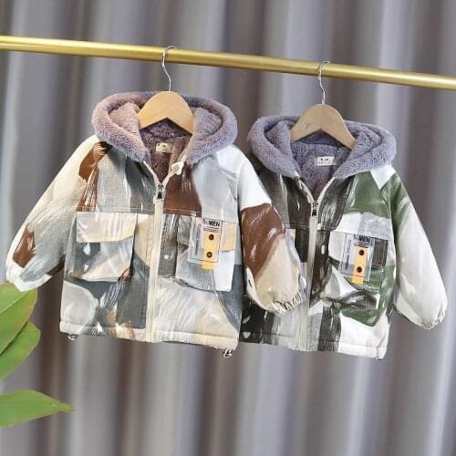 2021 winter Plush coat little baby plush coat boy hooded warm coat girl warm coat 12345 camouflage coat