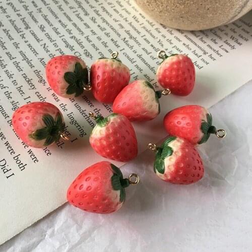 DIY Jewelry Findings 30pcs 3D Resin Charms Fruit Strawberry Shape Necklace Earring Keychain Pendants 18*23mm Ornament Accessory