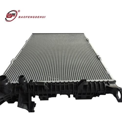 Car Water Tanks Radiators Rear Middle 4H0121251C For Audi A8 A8Q S8 6 Cylinder A8D4 3.0T Auto Radiator Tanks