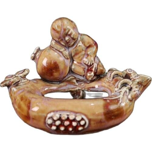 Chinese porcelain kiln yellow glaze childrens pattern brush washing