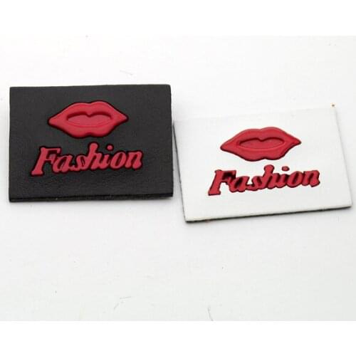 20pcs/lot black/white PU leather sew on patches with red metal lips plates fashion clothing label for jeans/jacket PLB-012
