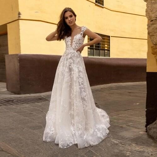 Spring Scoop Neck 3D Appliques Lace Beads Bech Bridal Gown Cap Sleeves Sexy Backless Wedding Dress Customized Robe De Marriage