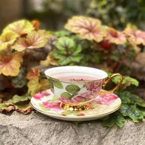 Flower Bone China Cup Saucer Creativity Handmade Ceramic Coffee Cup Cool Tea Cups And Saucer Sets Tazas De Cafe Drinkware EK50BD